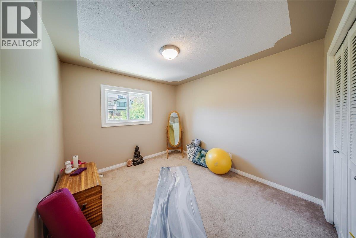 3961 Carnation Drive, Trail, British Columbia V1R 2X1 - Photo 34 - 10400793