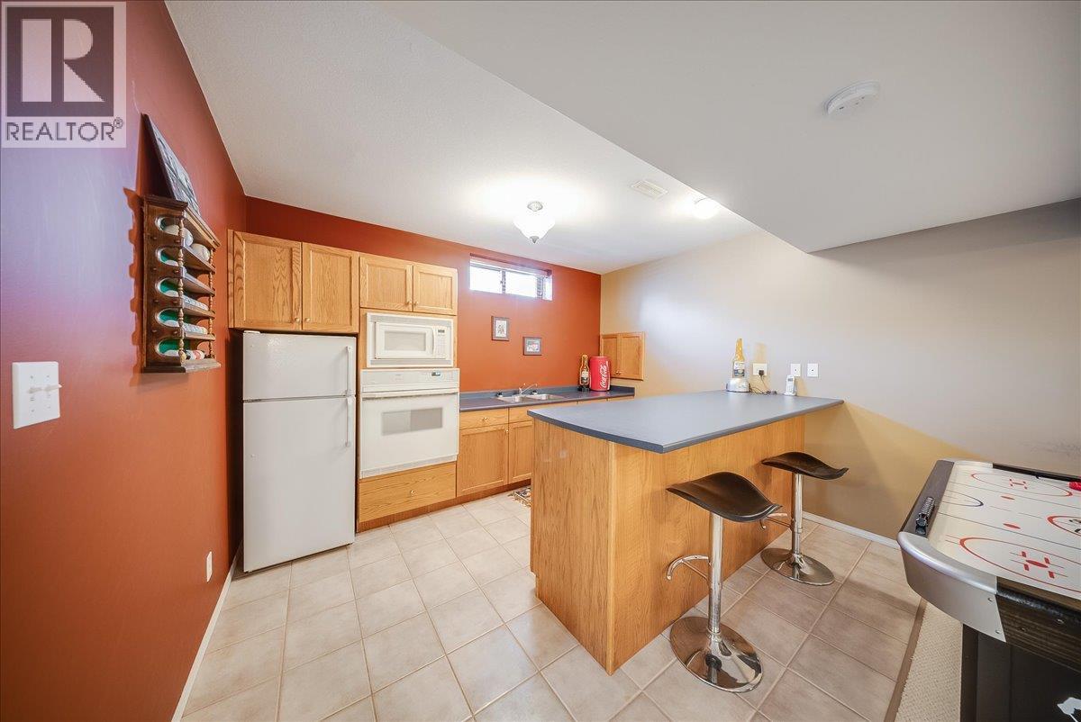 3961 Carnation Drive, Trail, British Columbia V1R 2X1 - Photo 39 - 10400793