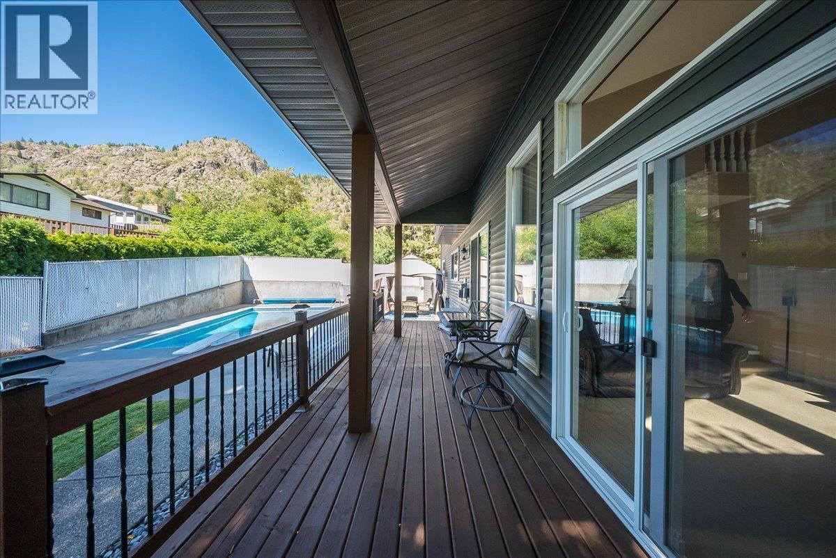 3961 Carnation Drive, Trail, British Columbia V1R 2X1 - Photo 48 - 10400793