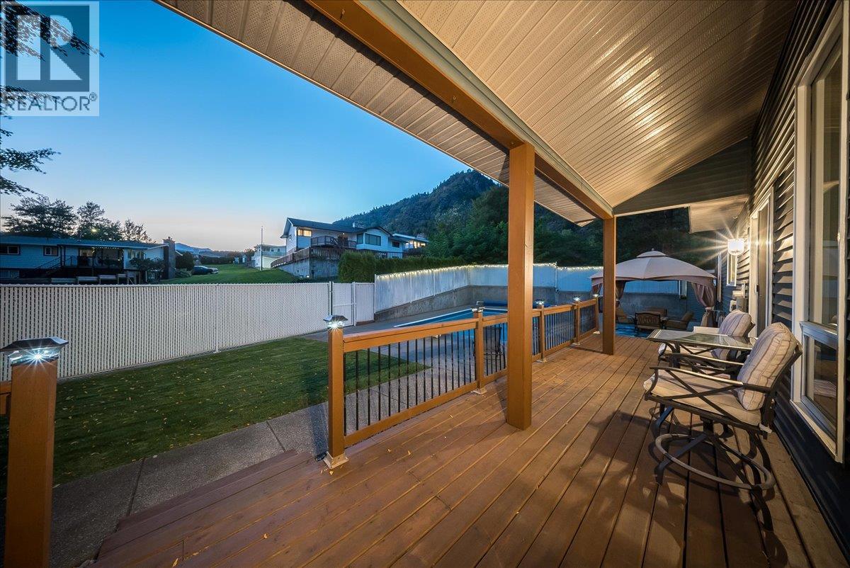 3961 Carnation Drive, Trail, British Columbia V1R 2X1 - Photo 49 - 10400793