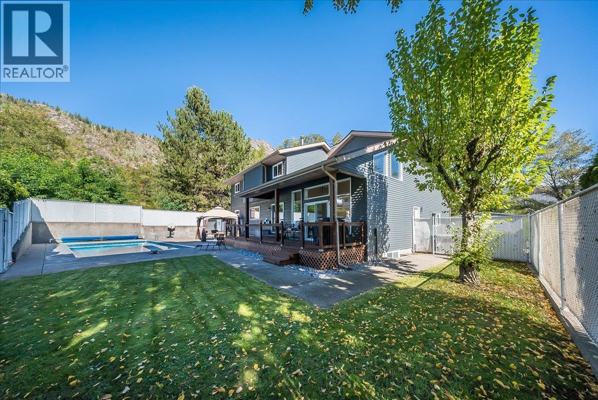 3961 Carnation Drive, Trail, British Columbia V1R 2X1 - Photo 60 - 10400793
