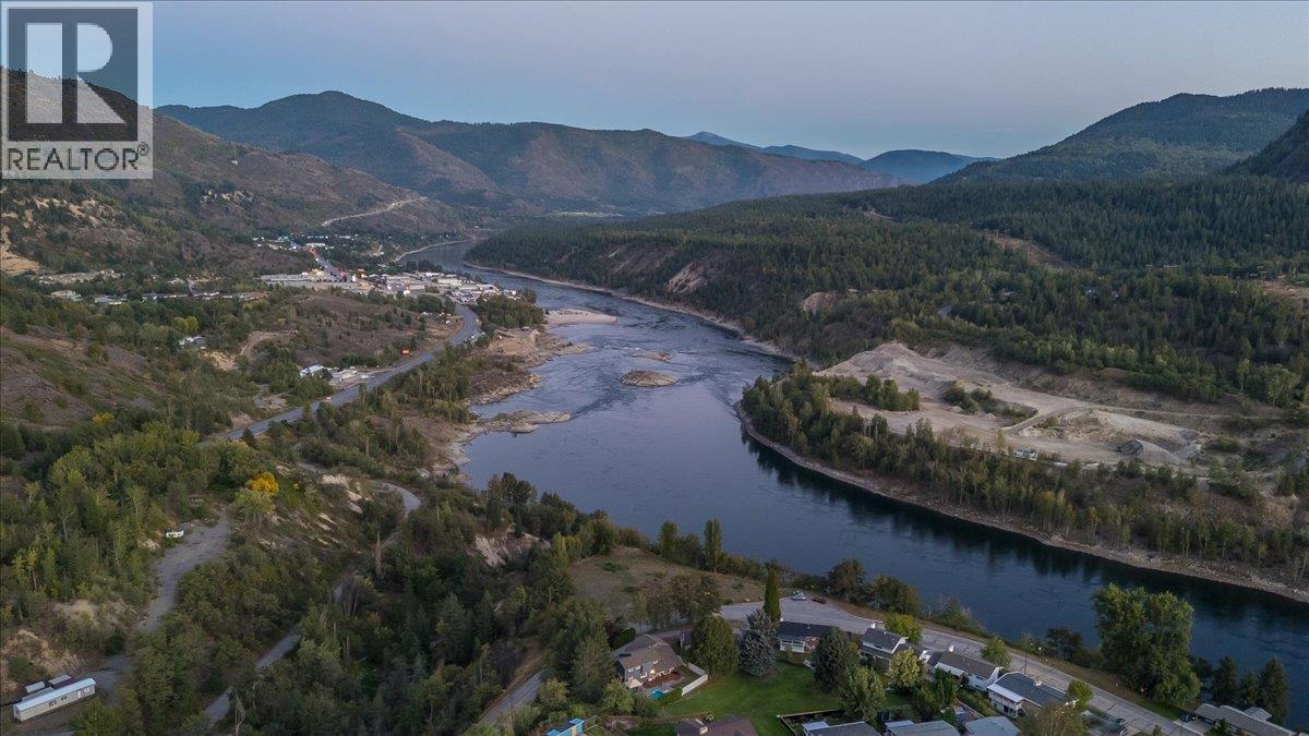 3961 Carnation Drive, Trail, British Columbia V1R 2X1 - Photo 80 - 10400793