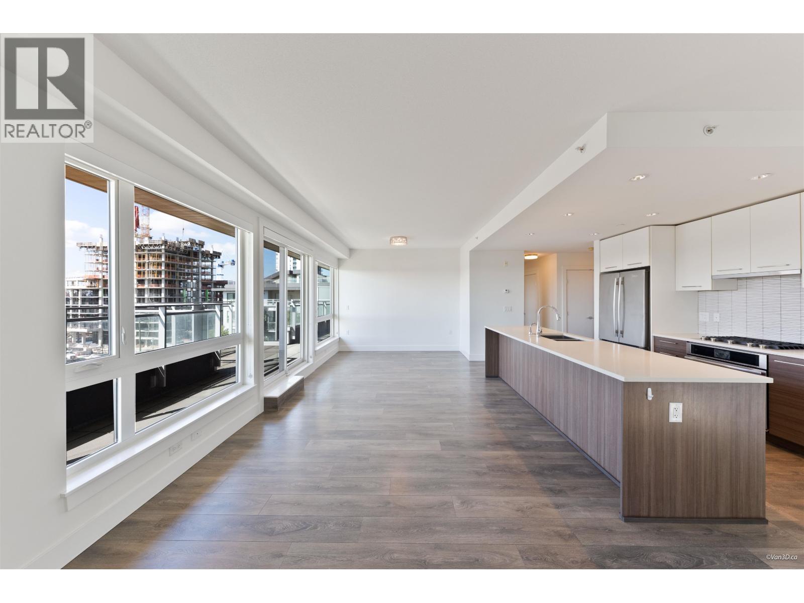 711 8580 RIVER DISTRICT CROSSING Vancouver British Columbia Canada V5S0B9 5