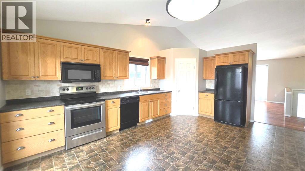 4305 33rd Street, Lloydminster, Saskatchewan  S9V 0S6 - Photo 5 - A2346702