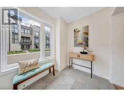 62 INGERSOLL LANE, Richmond Hill, Ontario