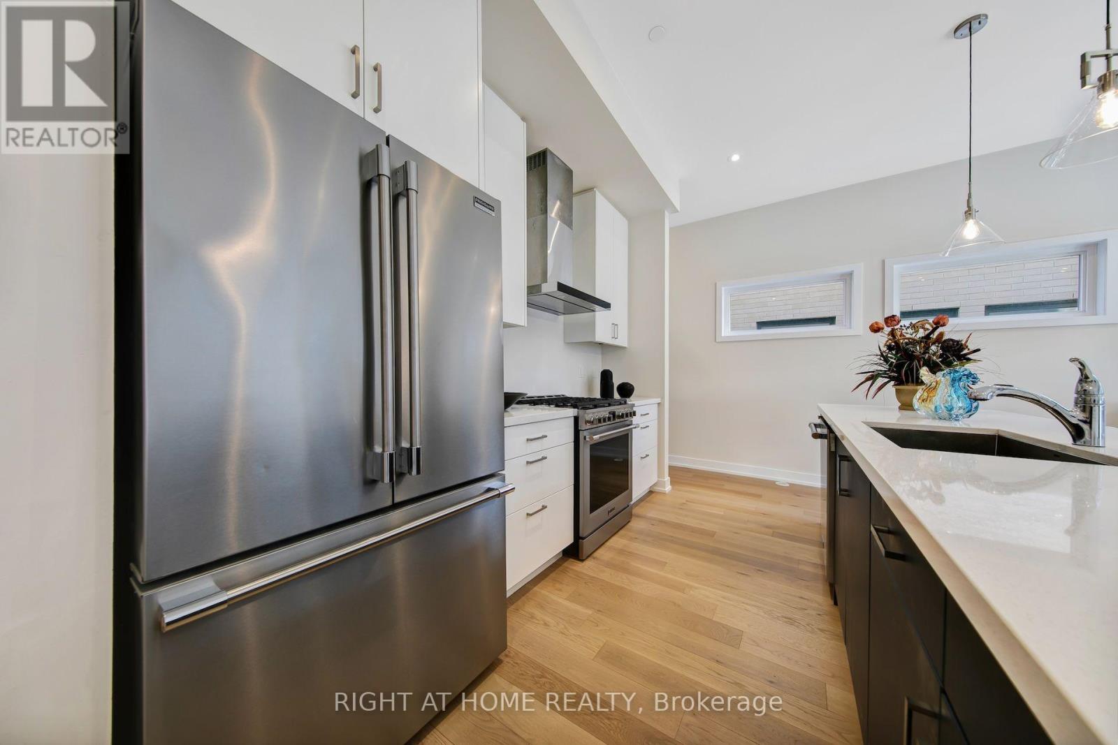 62 Ingersoll Lane, Richmond Hill, Ontario  L4E 1G9 - Photo 12 - N13775822