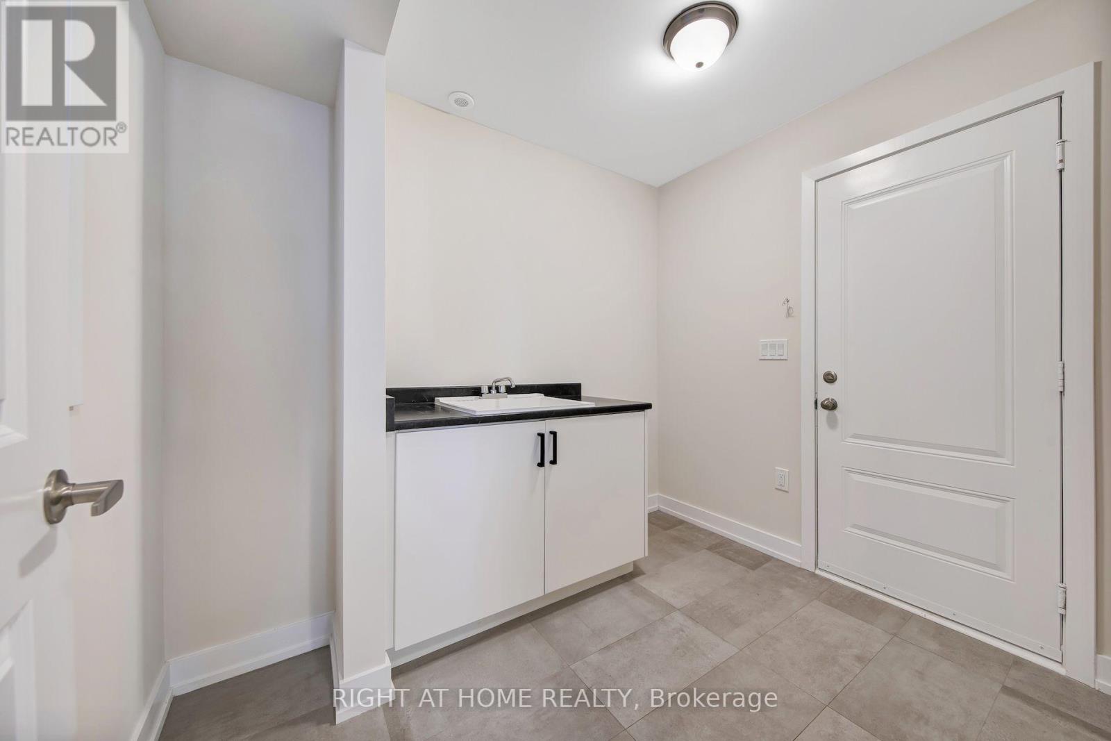 62 Ingersoll Lane, Richmond Hill, Ontario  L4E 1G9 - Photo 39 - N13775822