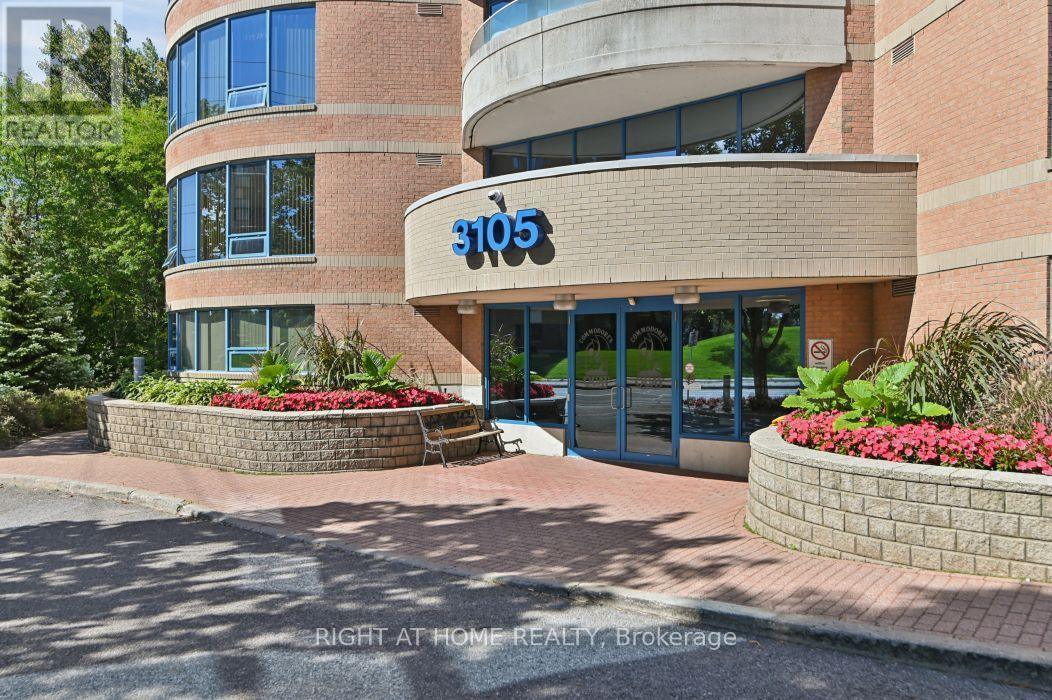 302 - 3105 Carling Avenue, Ottawa, Ontario  K2H 5A6 - Photo 2 - X13806762