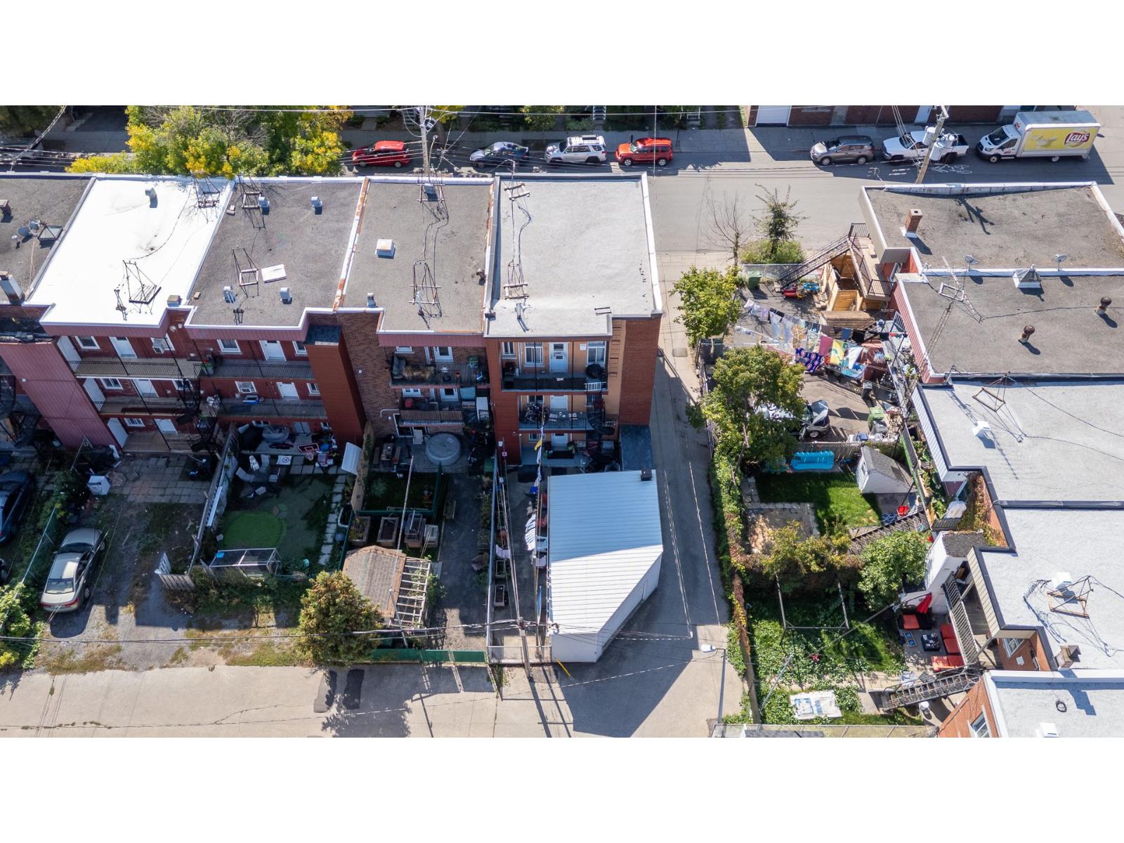 2559-2563 Av. Hector Montréal (Mercier/Hochelaga-Maisonneuve) Quebec Canada H1L3X3 2