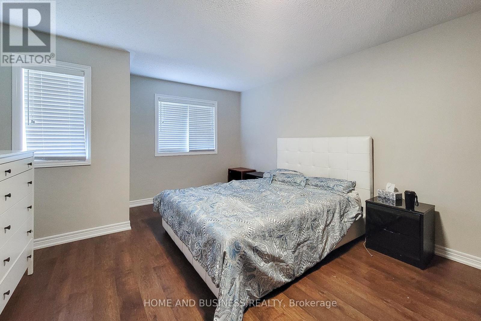 5532 Meadowcrest Avenue, Mississauga, Ontario  L5M 0V1 - Photo 17 - W13806770