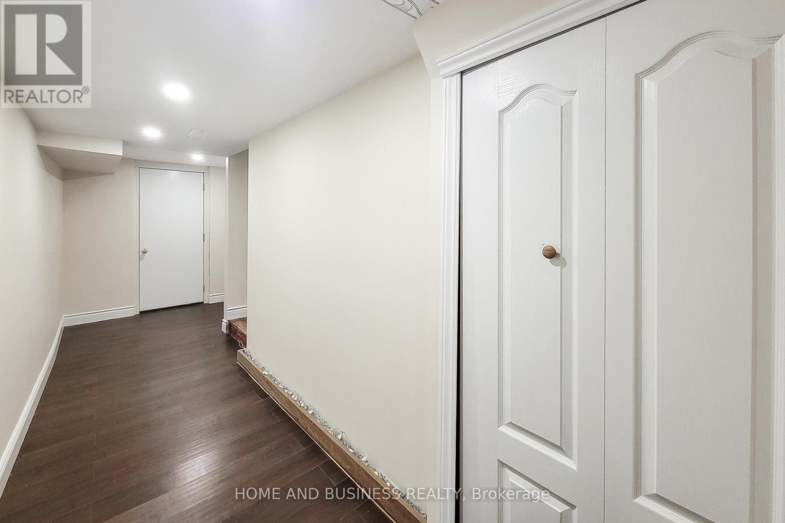 5532 Meadowcrest Avenue, Mississauga, Ontario  L5M 0V1 - Photo 32 - W13806770