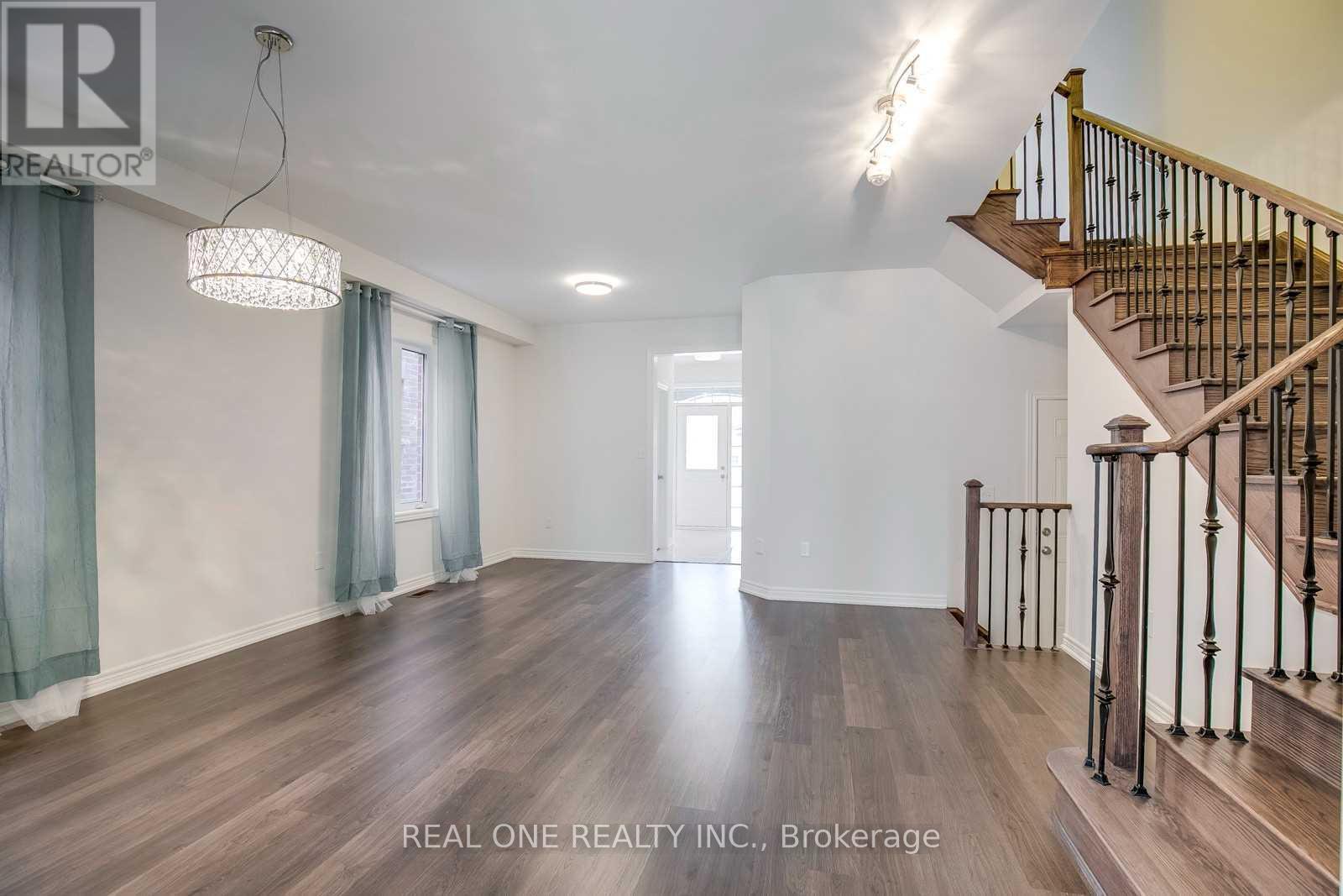 483 George Ryan Avenue, Oakville, Ontario  L6H 0S5 - Photo 3 - W13806776