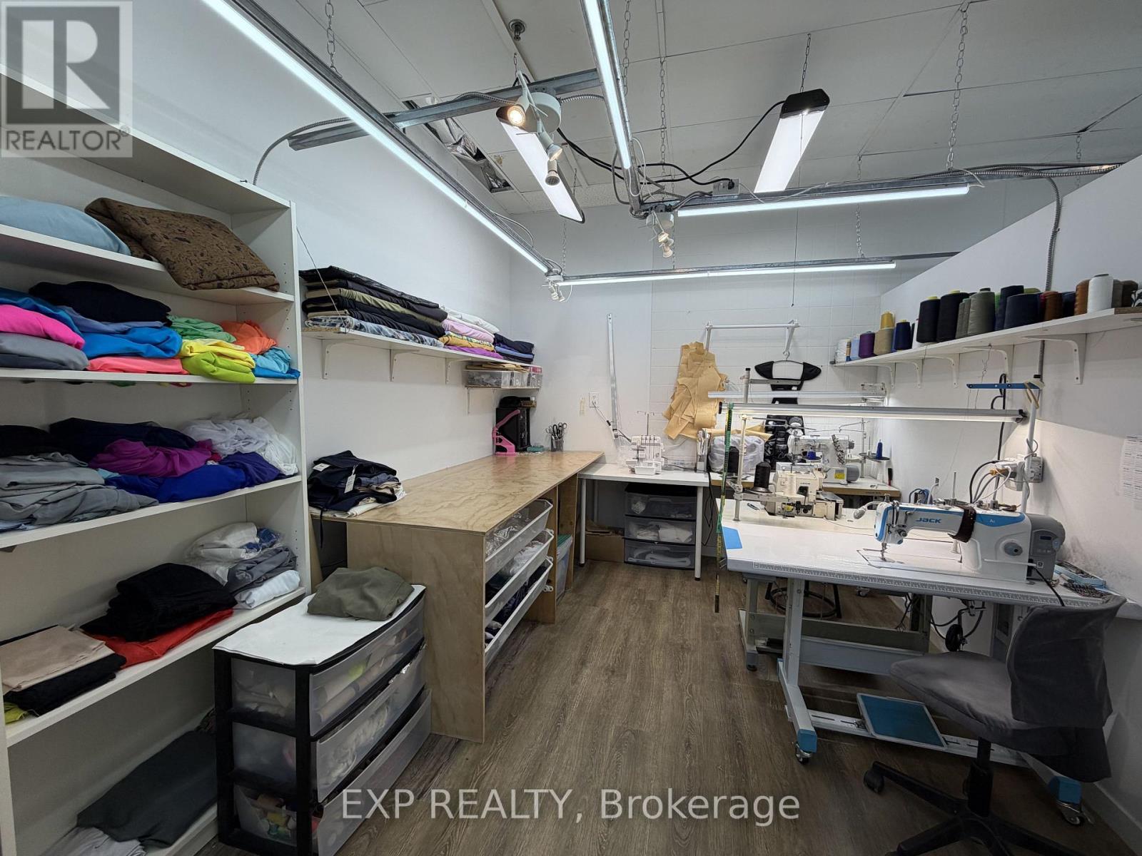 11 - 384 Yonge Street, Barrie, Ontario  L4N 4C8 - Photo 17 - S13455542