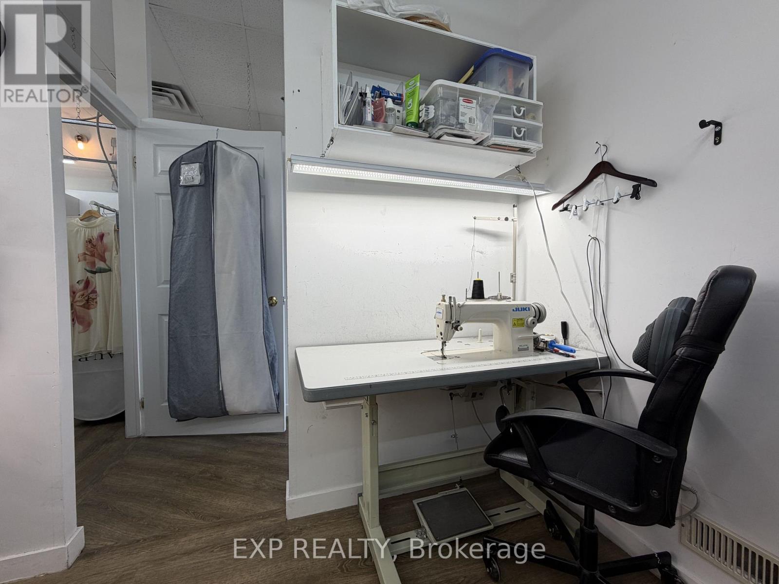 11 - 384 Yonge Street, Barrie, Ontario  L4N 4C8 - Photo 19 - S13455542