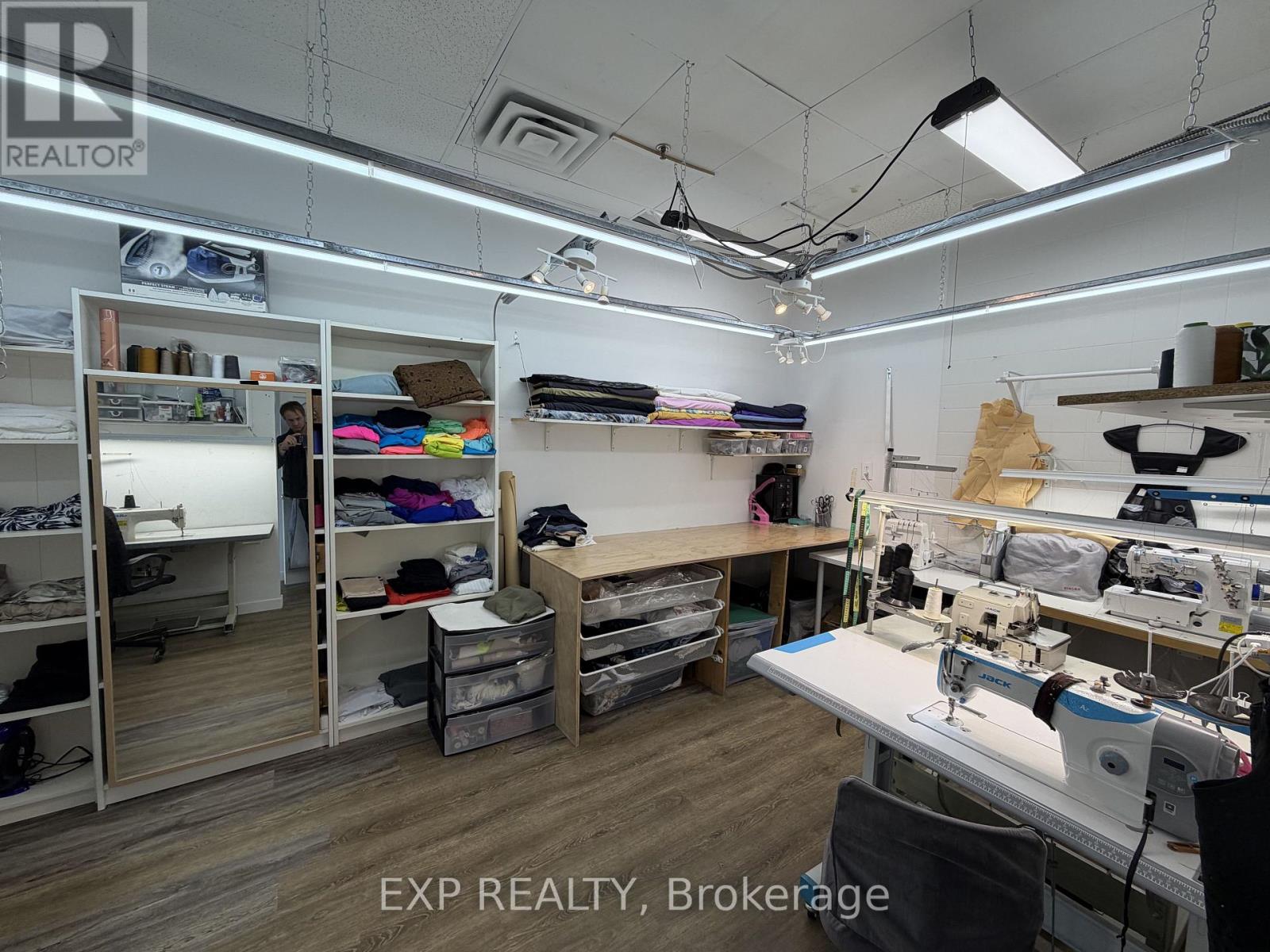 11 - 384 Yonge Street, Barrie, Ontario  L4N 4C8 - Photo 23 - S13455542