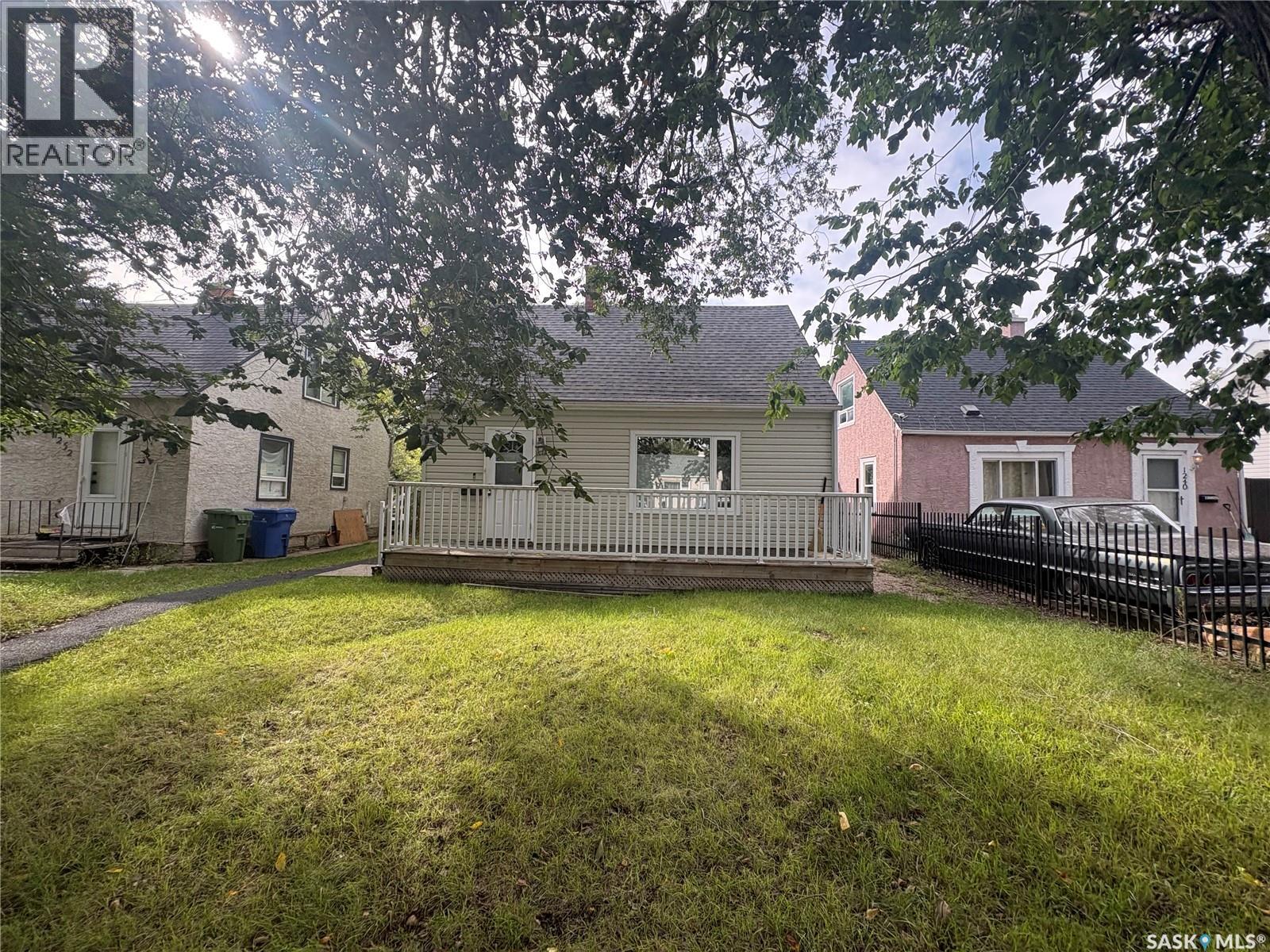1246 Queen Street, Regina, Saskatchewan  S4T 4B4 - Photo 27 - SK048938