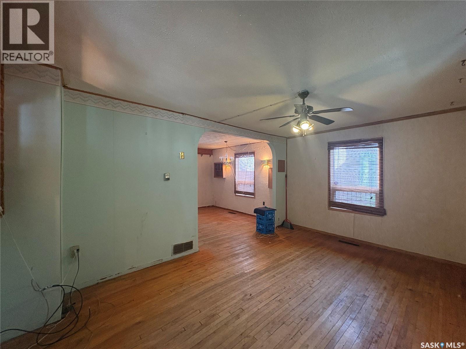 1246 Queen Street, Regina, Saskatchewan  S4T 4B4 - Photo 6 - SK048938