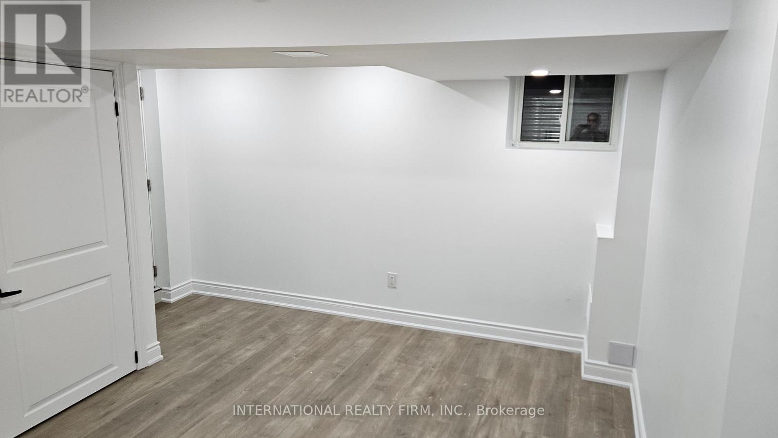 Bsmnt - 17a Skelton Crescent, Ajax, Ontario  L1Z 0S2 - Photo 4 - E13806810