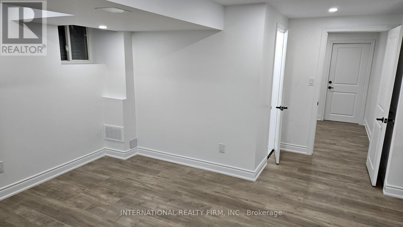 Bsmnt - 17a Skelton Crescent, Ajax, Ontario  L1Z 0S2 - Photo 7 - E13806810