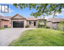 B - 58 CLOSS SQUARE, Aurora, Ontario