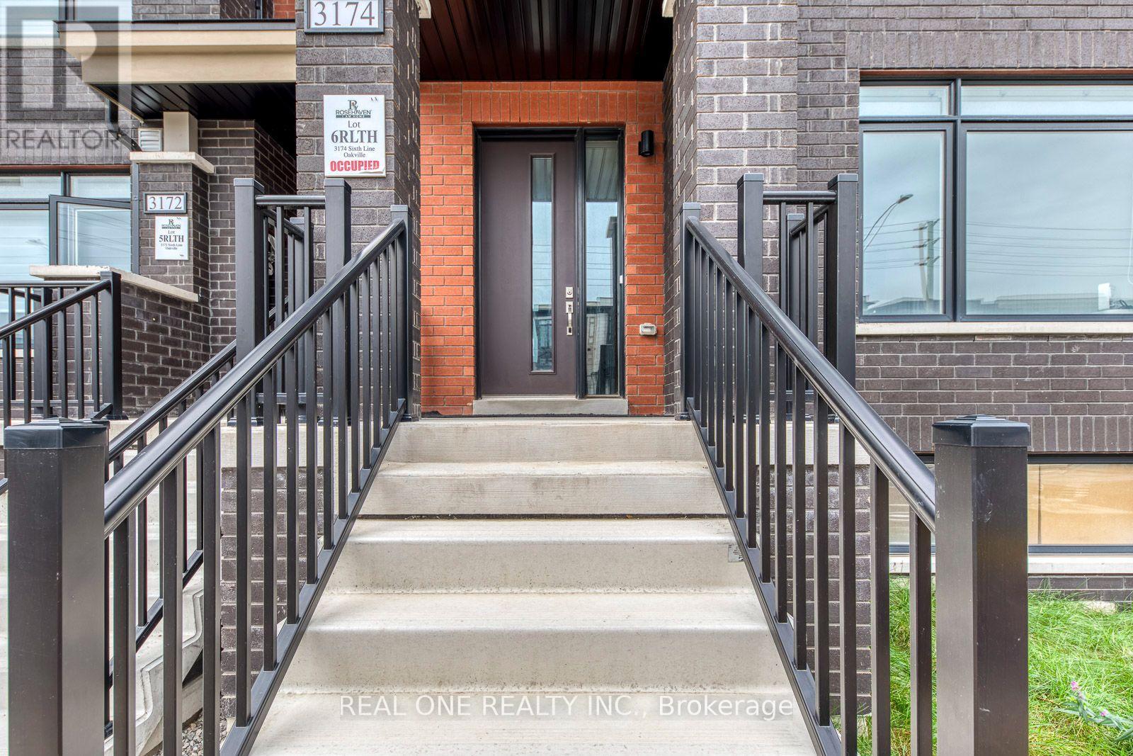 3174 Sixth Line, Oakville, Ontario  L6M 5T2 - Photo 2 - W13806804