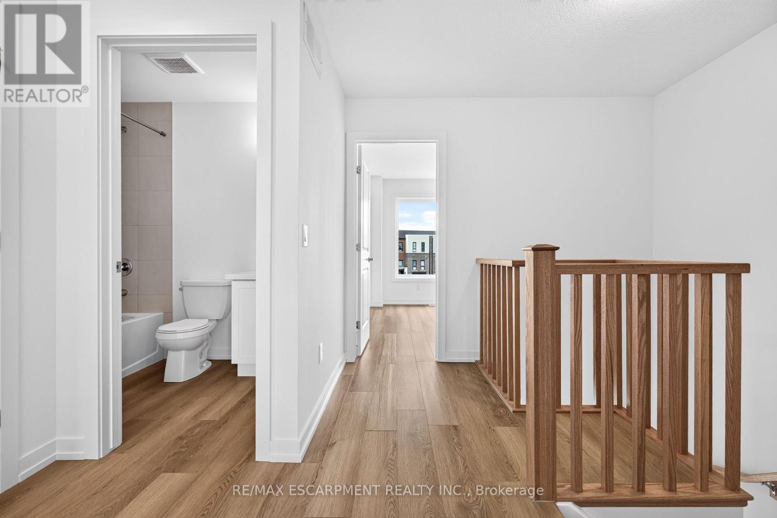 55 Great Falls Boulevard, Hamilton, Ontario  L8B 2A9 - Photo 28 - X13806814