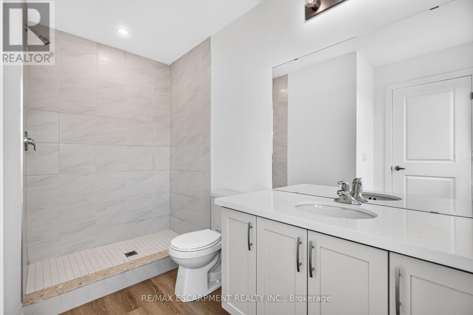 55 Great Falls Boulevard, Hamilton, Ontario  L8B 2A9 - Photo 34 - X13806814