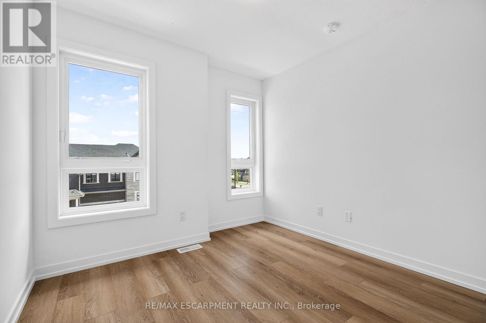 55 Great Falls Boulevard, Hamilton, Ontario  L8B 2A9 - Photo 36 - X13806814