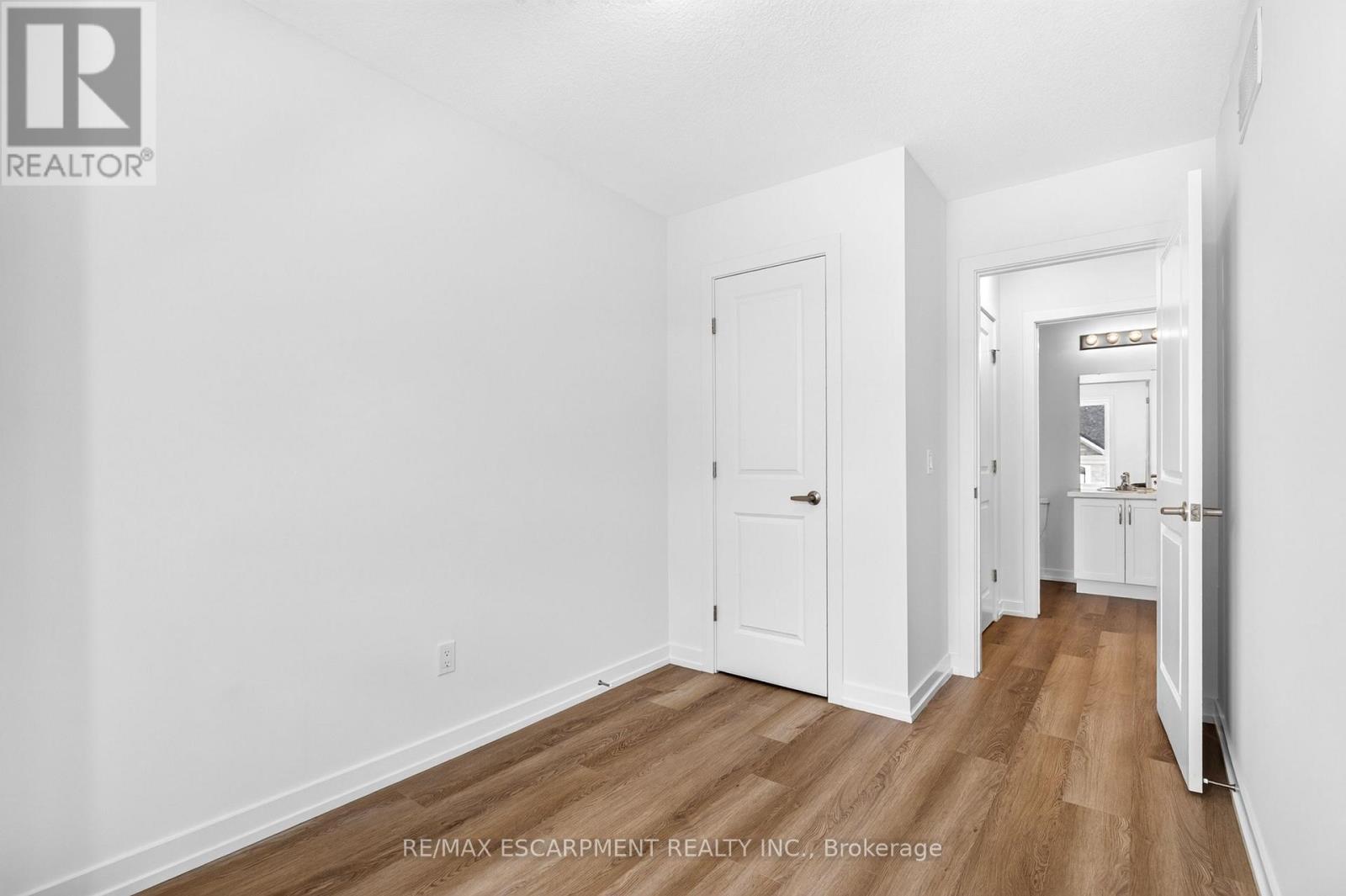 55 Great Falls Boulevard, Hamilton, Ontario  L8B 2A9 - Photo 38 - X13806814
