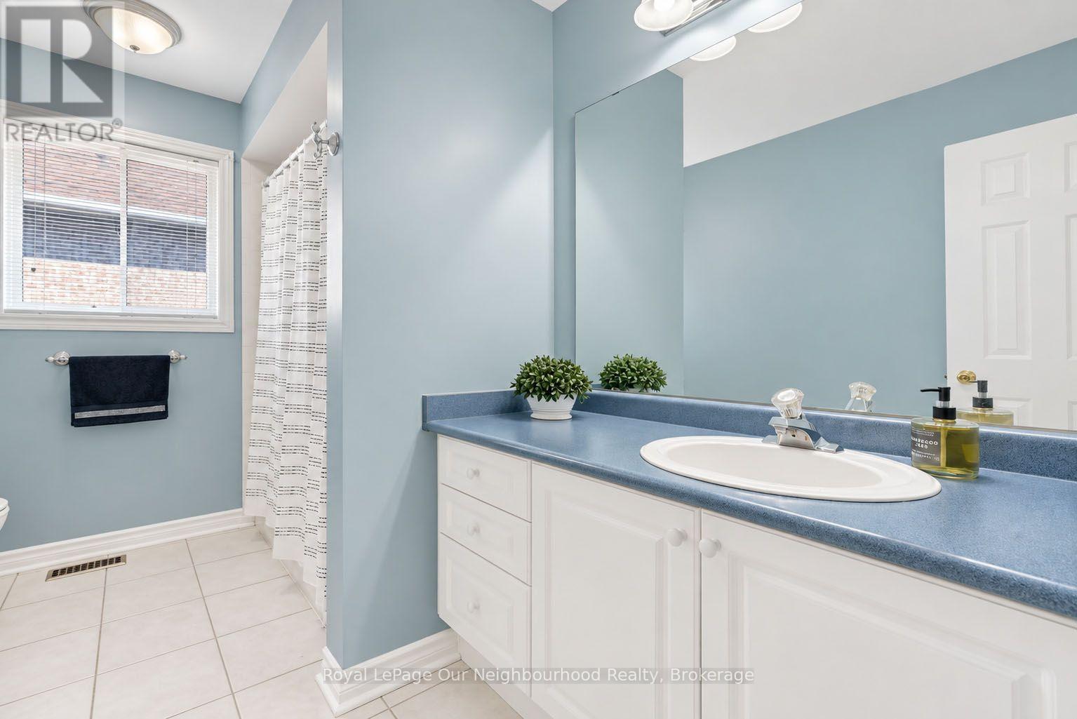 83 Cloughley Drive N, Barrie, Ontario  L4N 9T8 - Photo 26 - S13805216