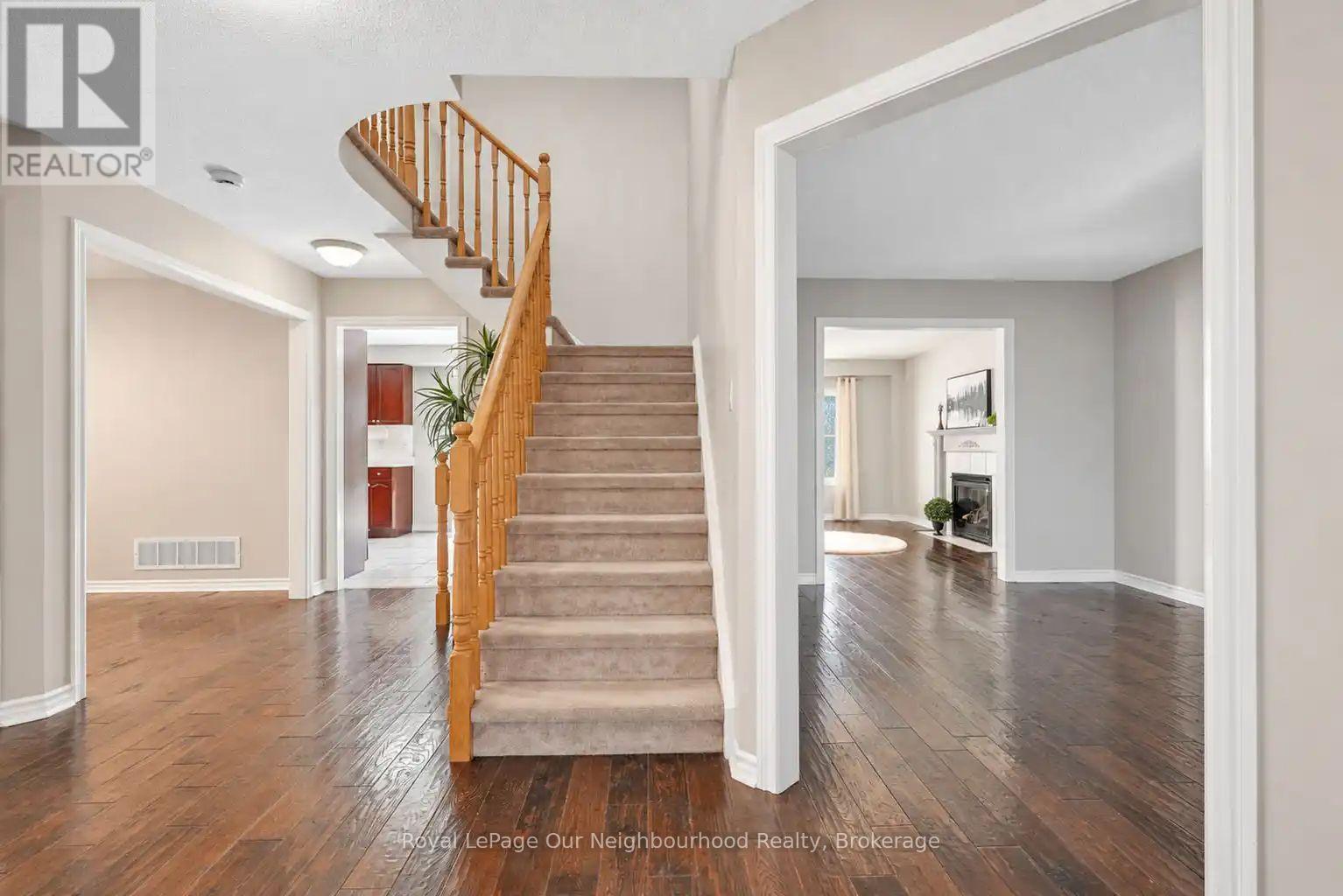 83 Cloughley Drive N, Barrie, Ontario  L4N 9T8 - Photo 7 - S13805216