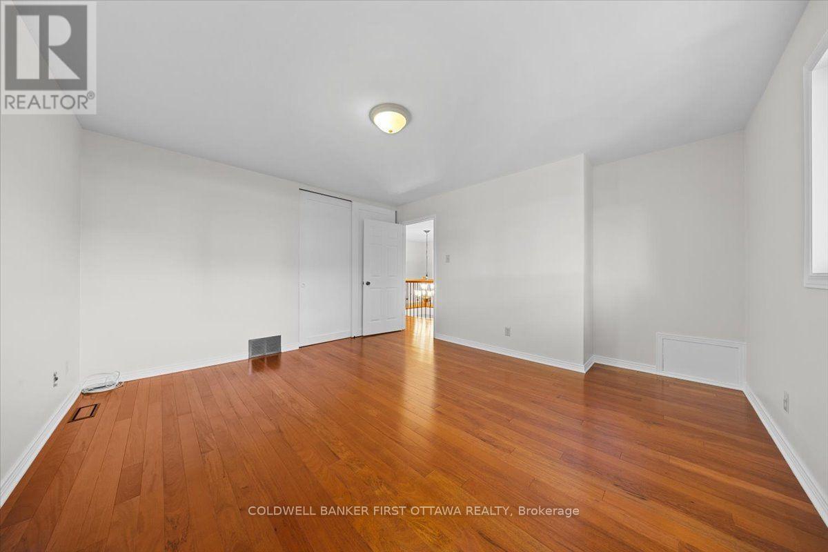 331 Fairmont Avenue, Ottawa, Ontario  K1Y 1Y6 - Photo 38 - X13806824