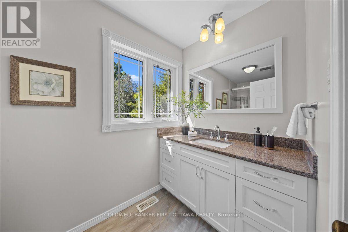 331 Fairmont Avenue, Ottawa, Ontario  K1Y 1Y6 - Photo 39 - X13806824