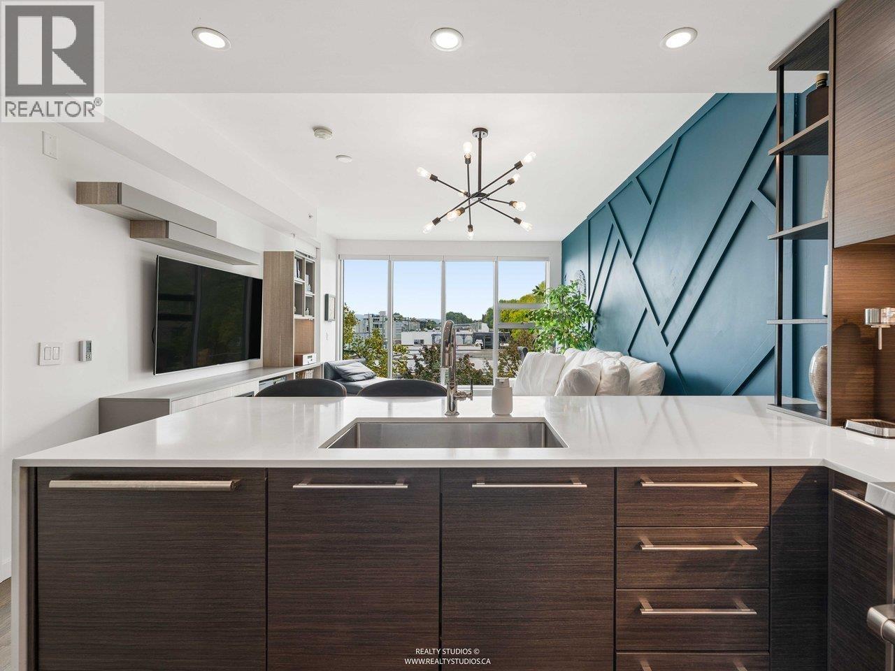 304 1819 W 5th Avenue, Vancouver, British Columbia  V6J 1P5 - Photo 8 - R3162087