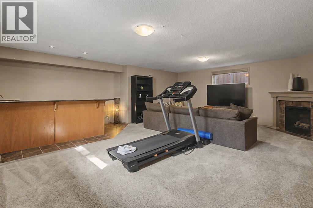 81 Brightonstone Grove SE photo 26
