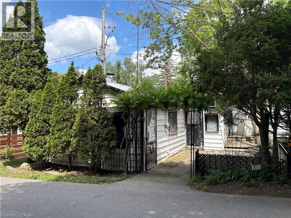 30 Bucks Park, Port Dover, Ontario  N0A 1N0 - Photo 1 - 40841779