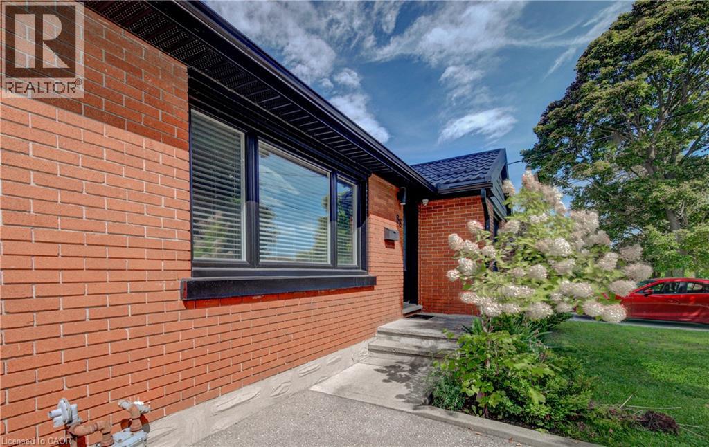 88 Glenview Avenue, Cambridge, Ontario  N1R 2W2 - Photo 3 - 40861476