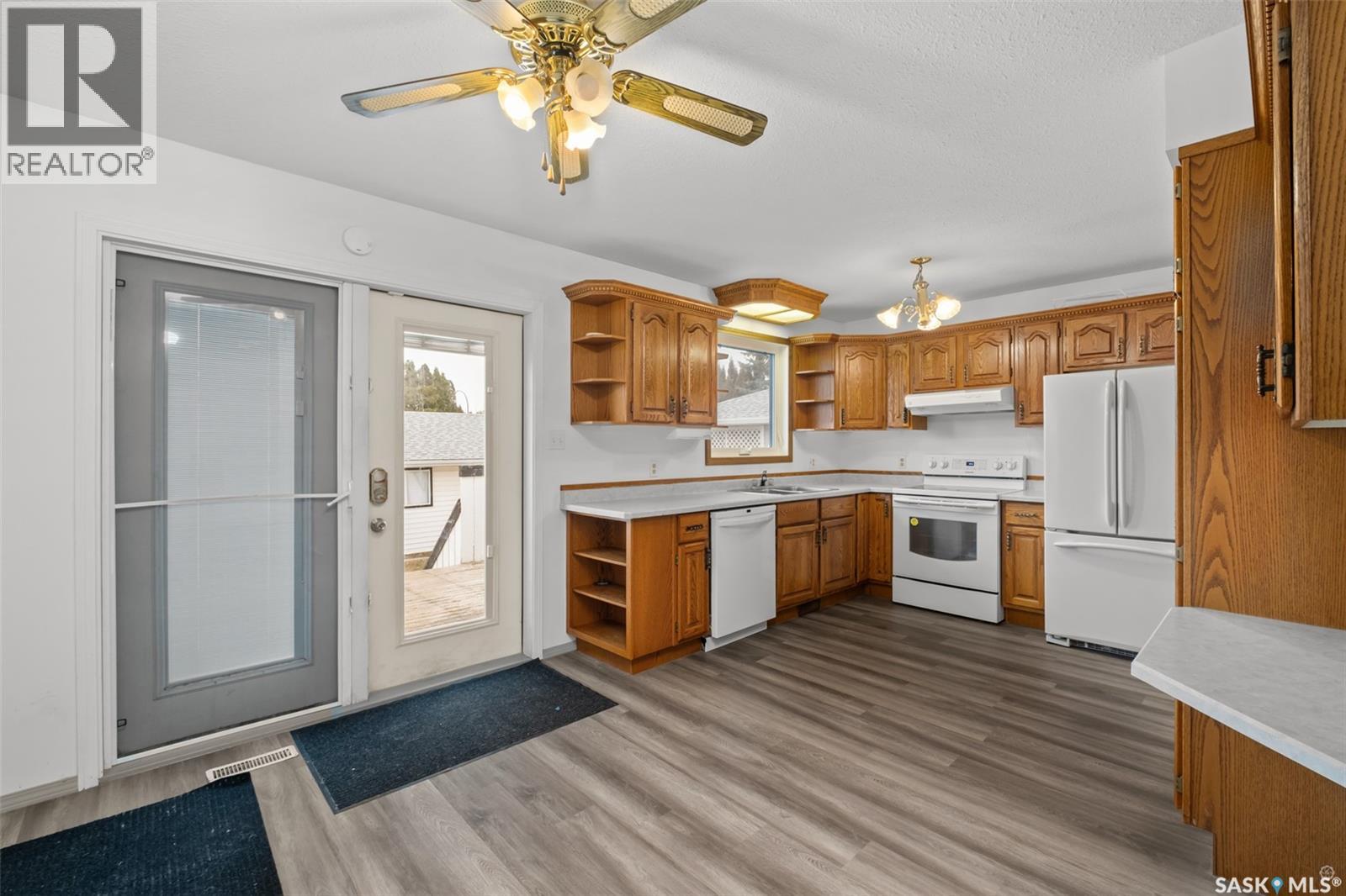 3367 15th Avenue E, Prince Albert, Saskatchewan  S6V 7V3 - Photo 5 - SK035572