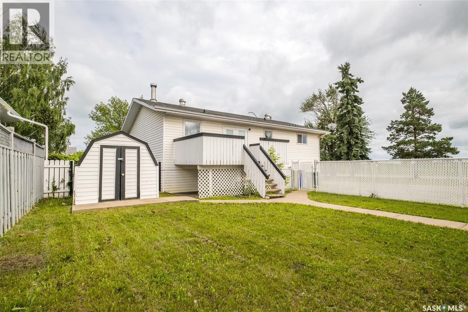 3367 15th Avenue E, Prince Albert, Saskatchewan  S6V 7V3 - Photo 32 - SK035572
