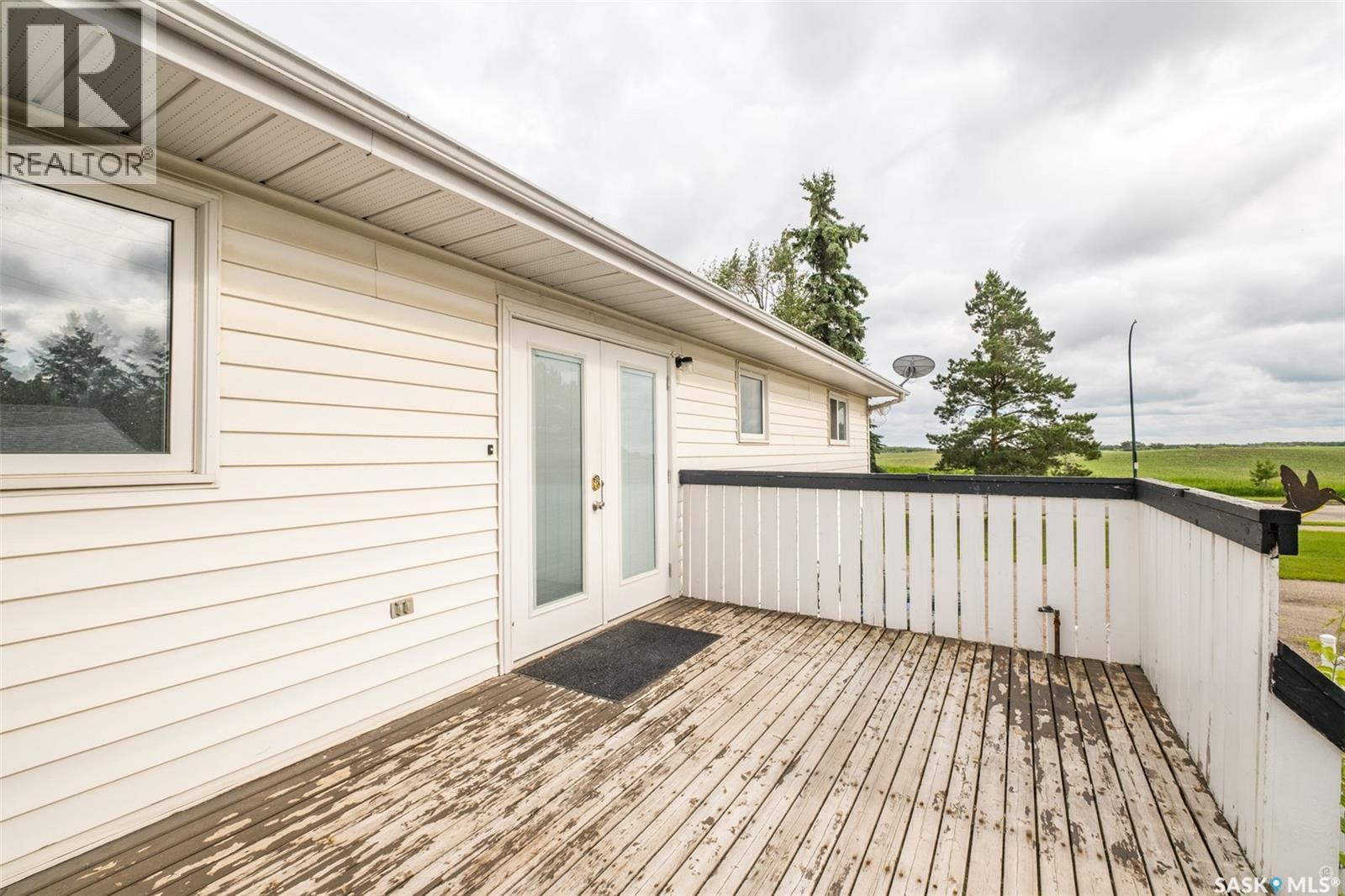 3367 15th Avenue E, Prince Albert, Saskatchewan  S6V 7V3 - Photo 23 - SK035572