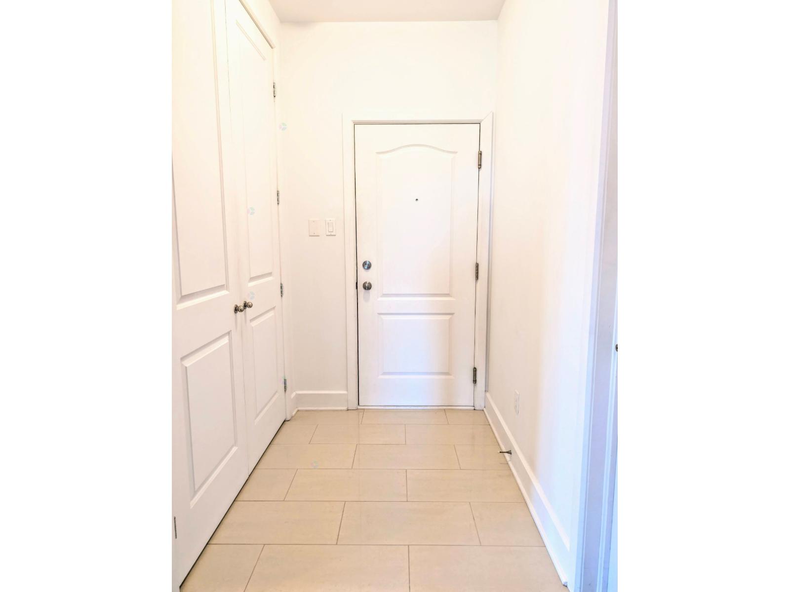 148 Rue St-Étienne|#316 L'Assomption Quebec Canada J5W1W5 5