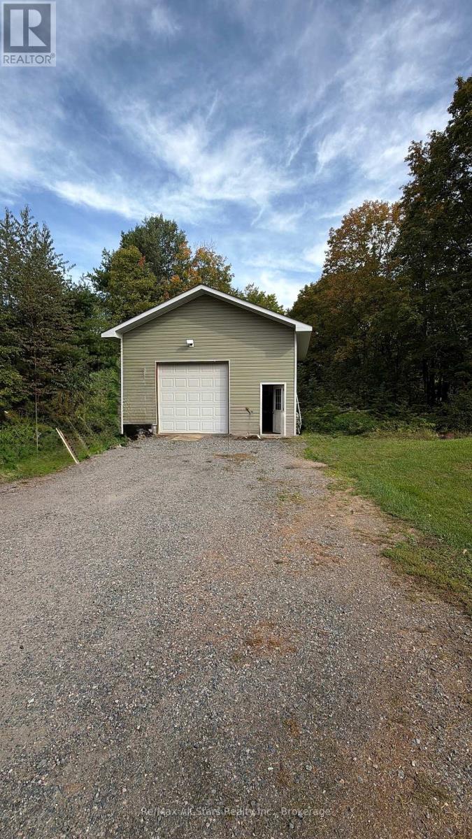 2170 Buckslide Road, Algonquin Highlands, Ontario  K0M 2J0 - Photo 15 - X13211230