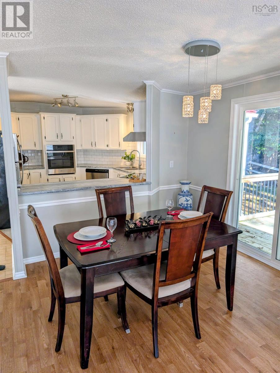 24 Autumn Street, Bridgewater, Nova Scotia  B4V 3Z9 - Photo 17 - 202623866