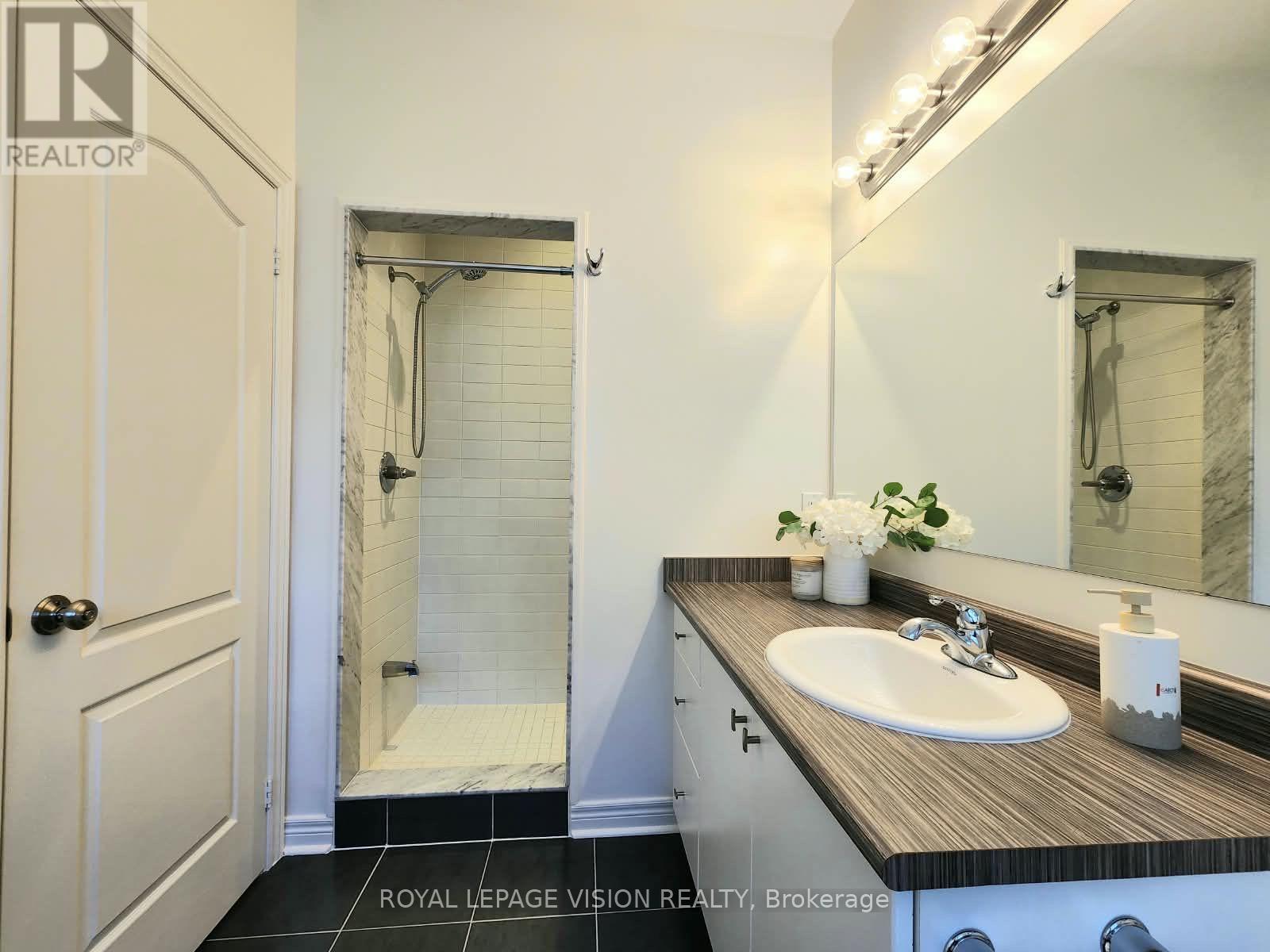 360 William Graham Drive, Aurora, Ontario  L4G 0Z9 - Photo 32 - N13606924