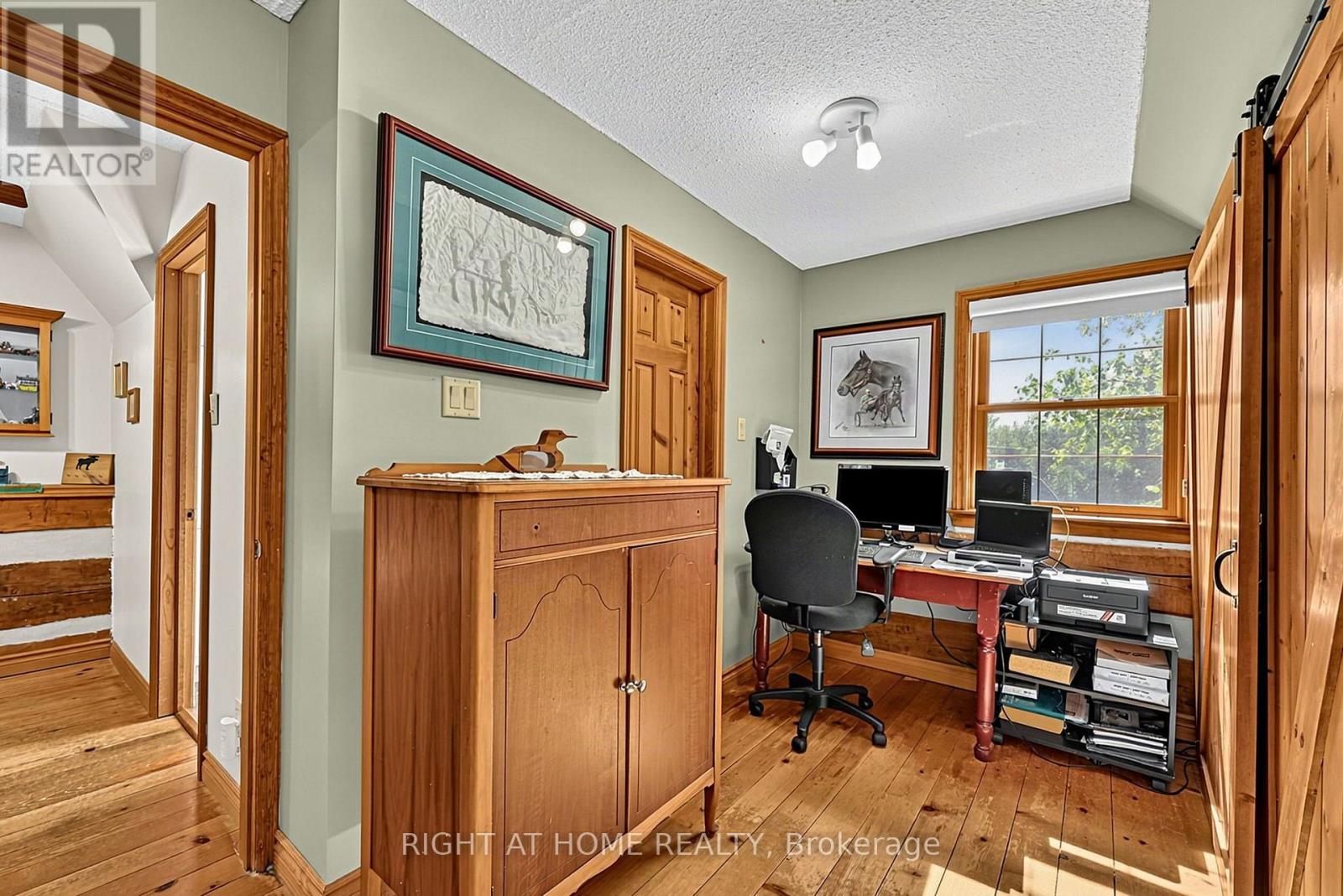 323 First Line S, Oro-Medonte, Ontario  L0L 2L0 - Photo 23 - S13806150