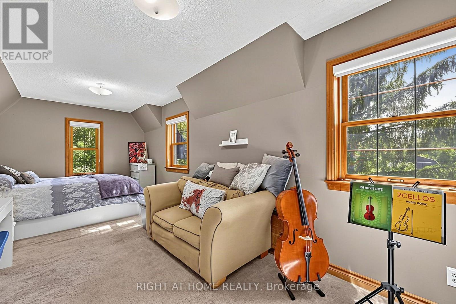 323 First Line S, Oro-Medonte, Ontario  L0L 2L0 - Photo 20 - S13806150