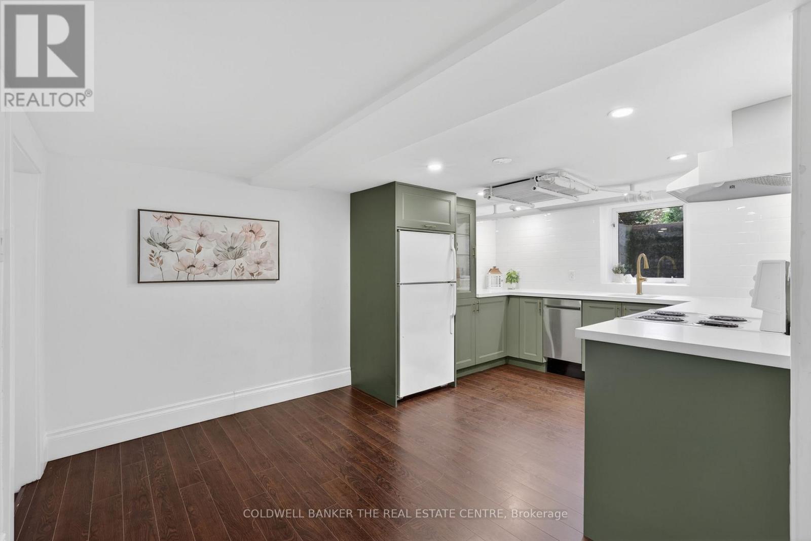 B - 93b Douglas Crescent, Toronto, Ontario M4W 2E6 - Photo 8 - C13435208