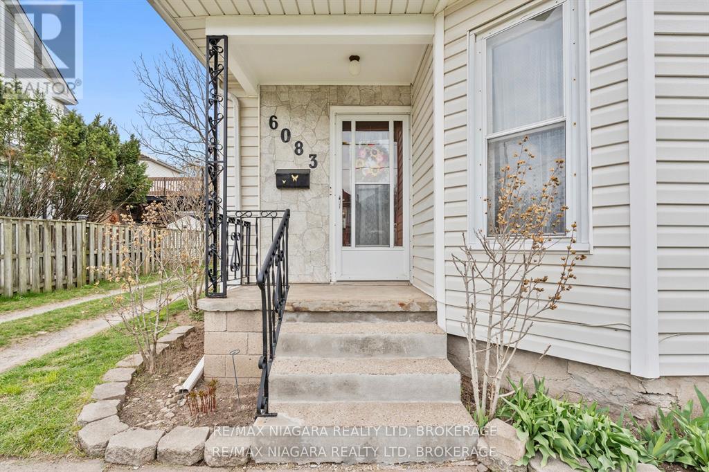 2nd Floor - 6083 Barker Street, Niagara Falls, Ontario  L2G 1Y5 - Photo 2 - X13806904