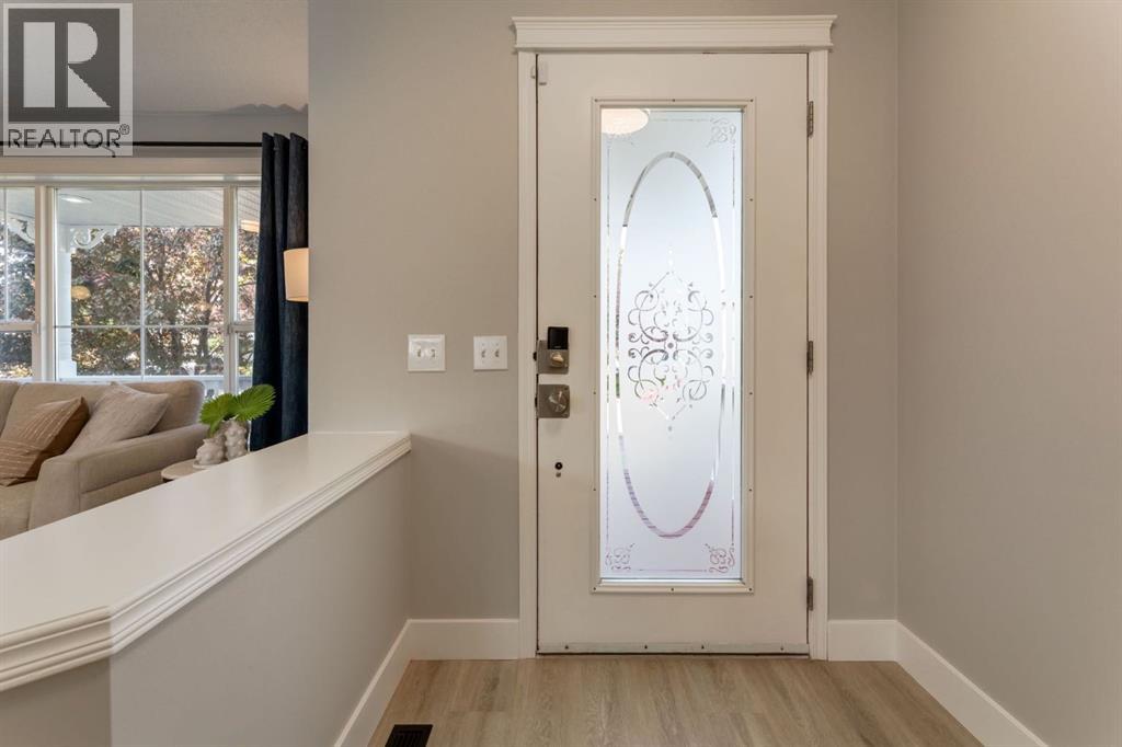 241 Tuscany Drive NW, Calgary, Alberta  T3L 2H9 - Photo 4 - A2346706