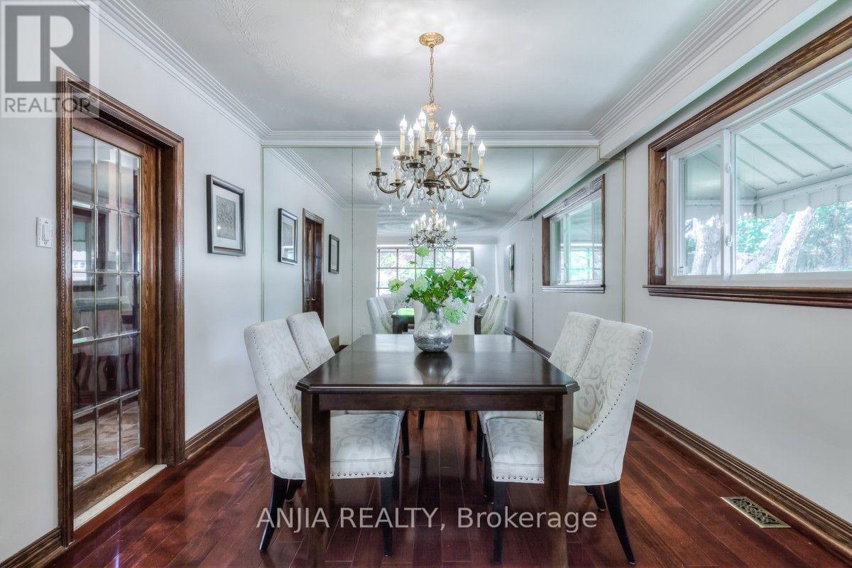 17 Ealing Drive, Toronto, Ontario  M2L 2R4 - Photo 11 - C13806918